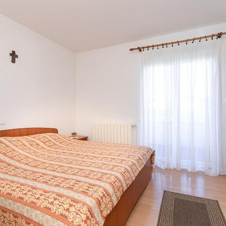 2-Bedroom Krk Apartment - Near Krk Beaches & Town! Krk Town Extérieur photo