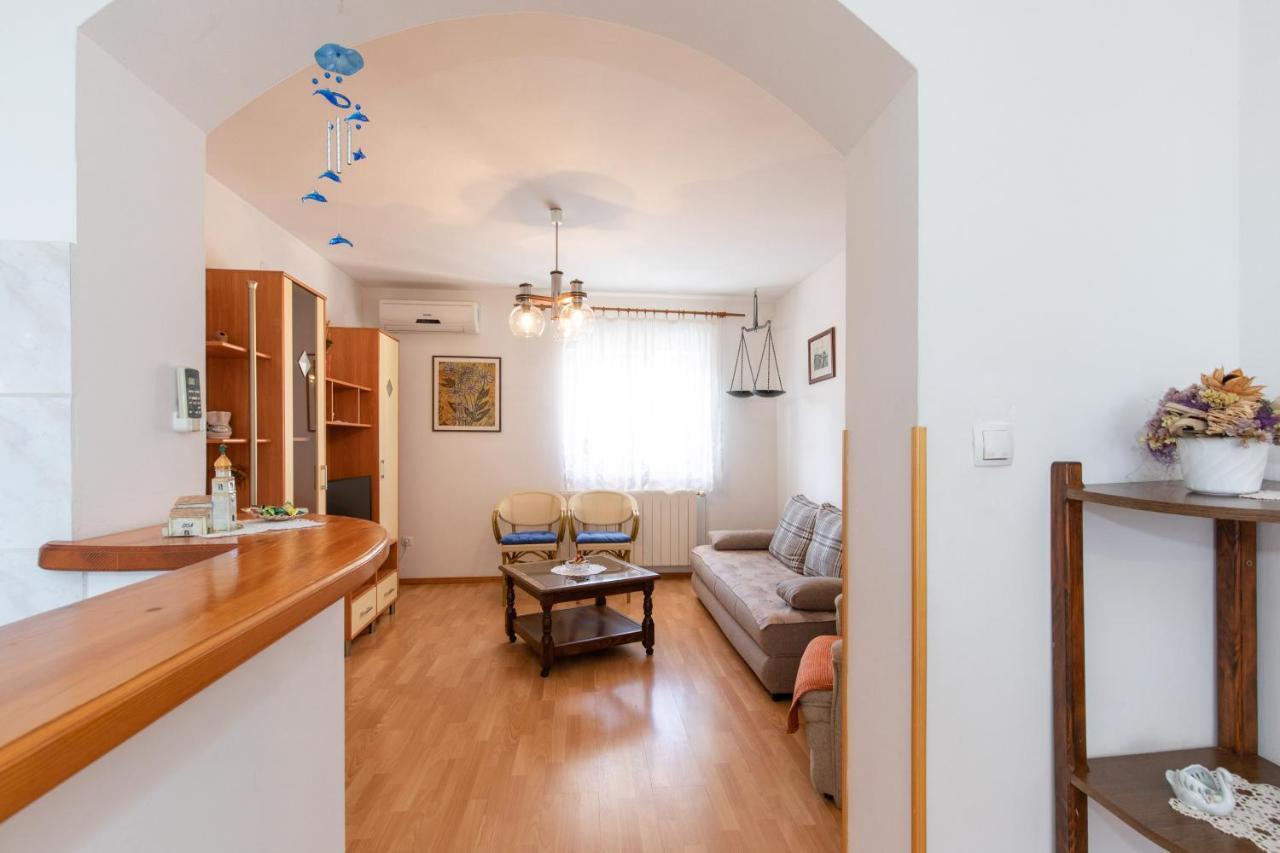 2-Bedroom Krk Apartment - Near Krk Beaches & Town! Krk Town Extérieur photo