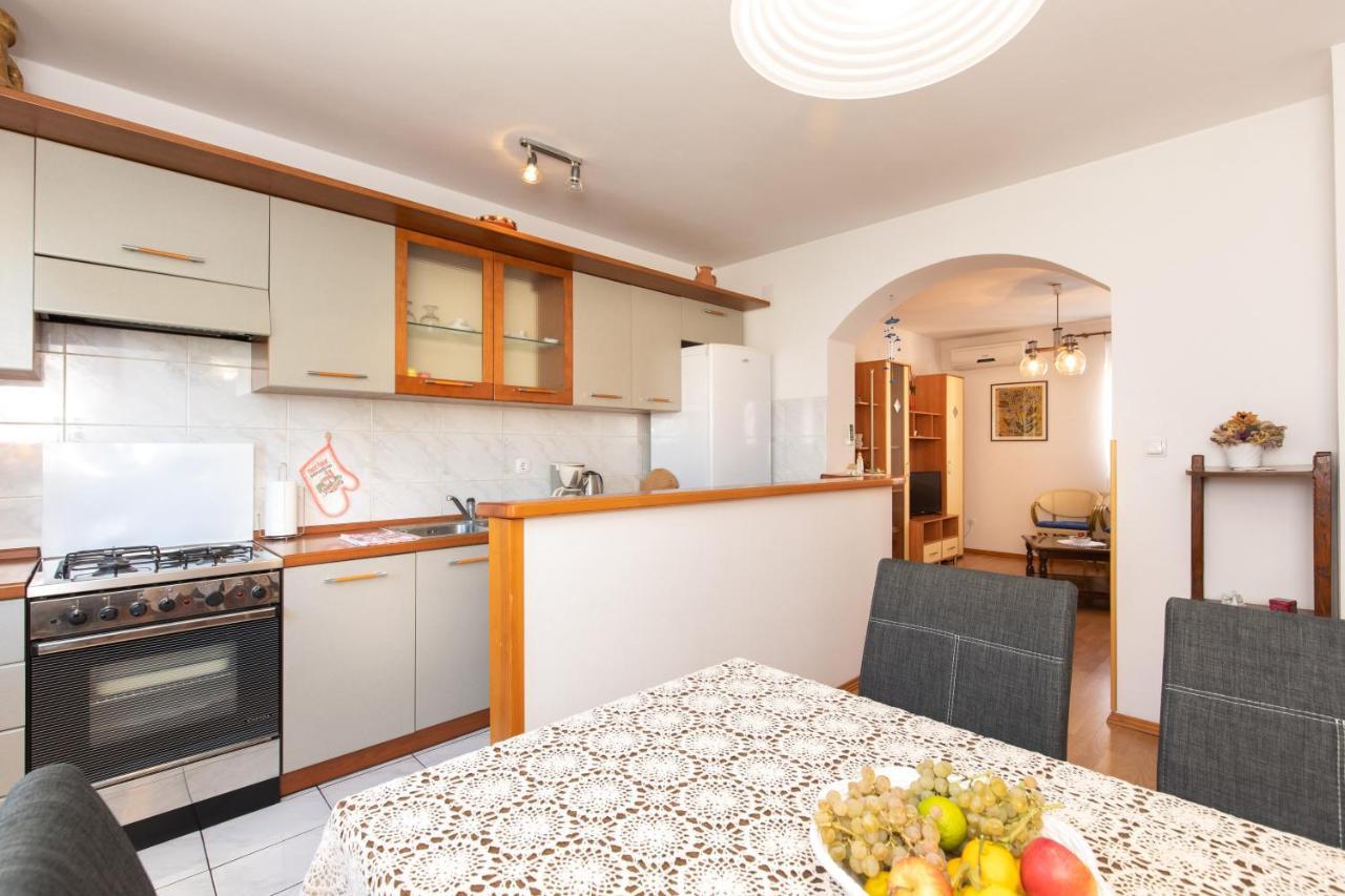 2-Bedroom Krk Apartment - Near Krk Beaches & Town! Krk Town Extérieur photo
